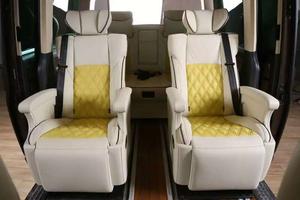 大众T5迈特威豪华改装-T5加装木地板+航空座椅